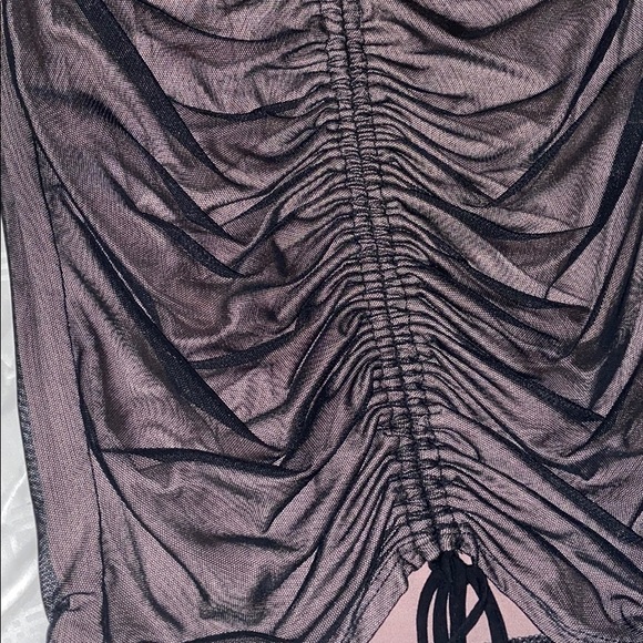 BLK - Picture 3 of 8